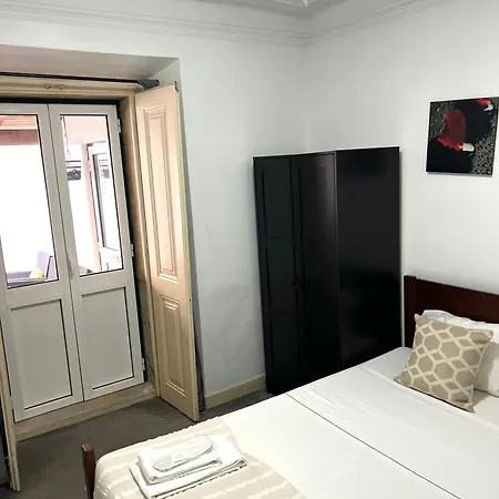 Sao Lazaro Bhuiyan Family Host Guest house