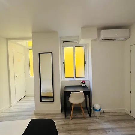 Vendégház Sao Lazaro Bhuiyan Family Host Lisboa